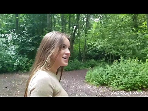 ❤️ Evelini sem predlagal, da bi seksala na javnem mestu! Rekla je da. Potem sem jo zajebal v rit in ji naredil spermo v usta. Nato se je posrkala. ❌ Ruski pornič pri nas ❌️
