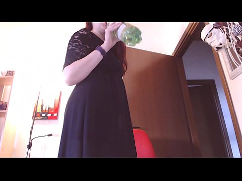 ❤️ Pokorna sužnja, ki obožuje umazane in sočne spodnjice, je po ogledu tega videa prisiljena masturbirati! ❌ Ruski pornič pri nas ❌️