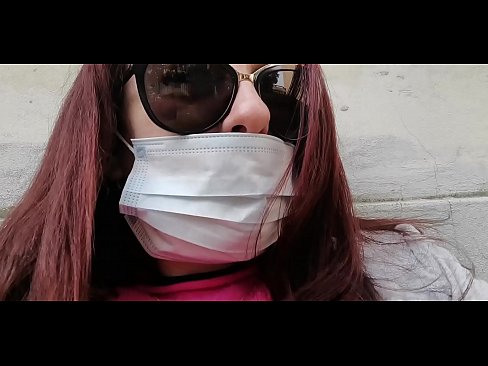 ❤️ Nicoletta se maščuje svojemu sosedu in mu urinira v garažo (Posebna italijanska karantena Covid19) ❌ Ruski pornič pri nas ❌️